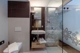 Hotel SunGarden Siófok - fürdőszoba mozgássérültek részére - gyógykezelések akciós csomagáron