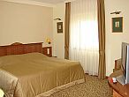 Wellness hotel Aranyhomok szép 2 ágyas szobája