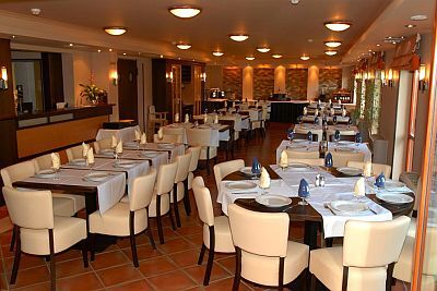 3* Tó Wellness Hotel elegáns étterme Bánkon