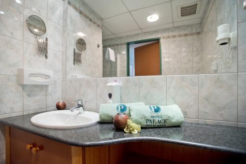 Fürdőszoba a hévízi Palace szállodában - Hévízi szállodák, Hotel Palace
