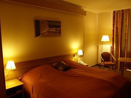 Akciós 3* mosonmagyaróvári termál szálloda kétágyas szobája