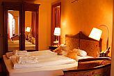 Romantikus kétágyas szoba Hévízen a négcsillagos Amira Wellness és Spa Hotel-ben
