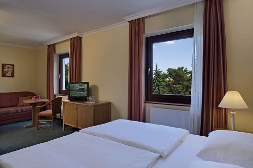 Lővér hotel Sopron - szoba - Sopron Bió-sport és Wellness hotel Lövér - 4 csillagos wellness hotel a Lövérekben